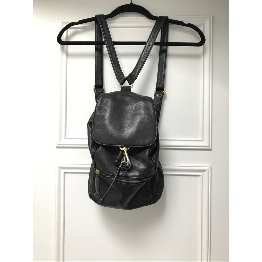 Vintage 90’s black leather drawstring backpack